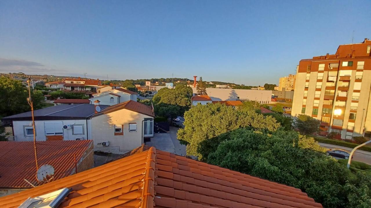 Vile Park Apartments Pula Bagian luar foto